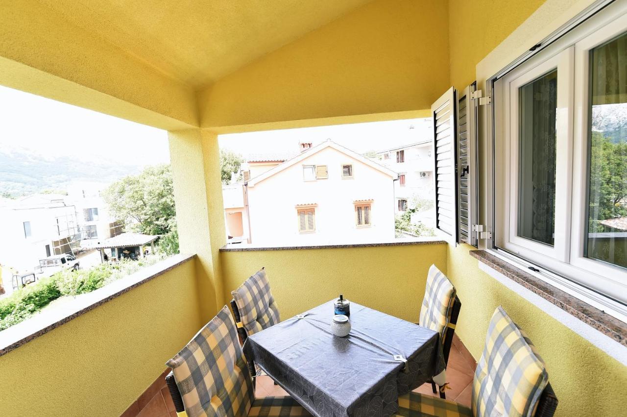 Apartments Luni Baška Eksteriør billede